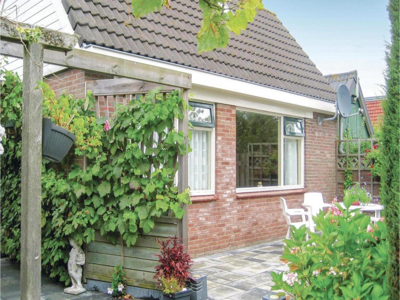 Nice Apartment In Hippolytushoef With Wifi Exteriér fotografie